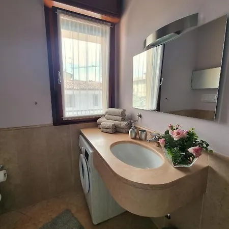 Pier House-by Goccia Di Apartment Desenzano del Garda