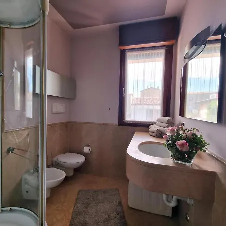 Pier House-by Goccia Di Apartment Desenzano del Garda