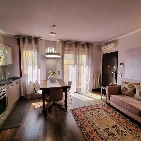 Pier House-by Goccia Di Desenzano del Garda